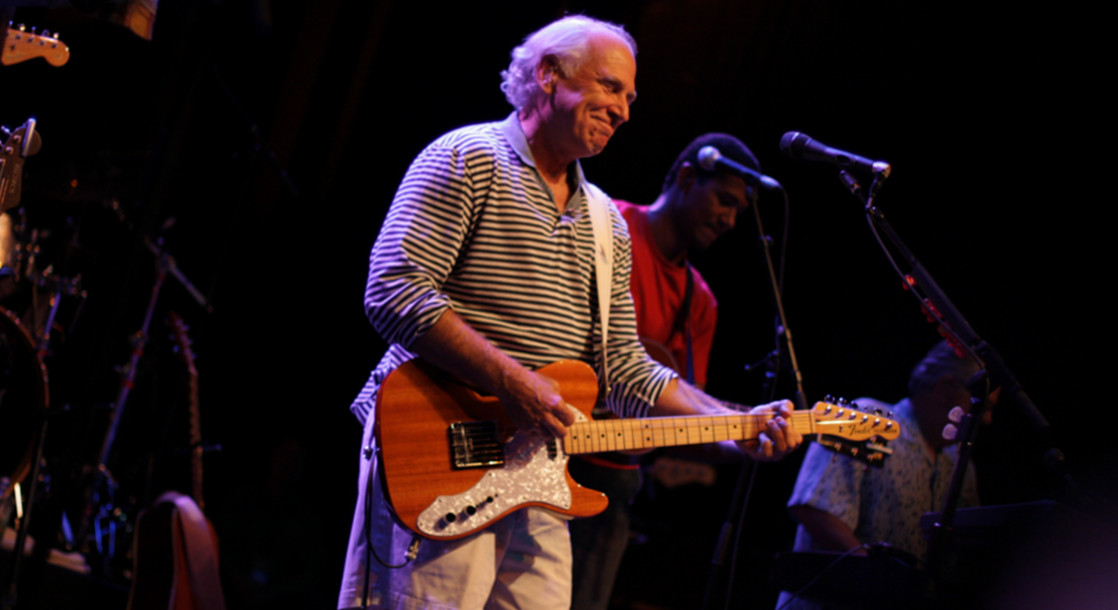 Jimmy Buffett Joins Wrigley’s Gum Heir to Launch “Coral Reefer” Cannabis Brand