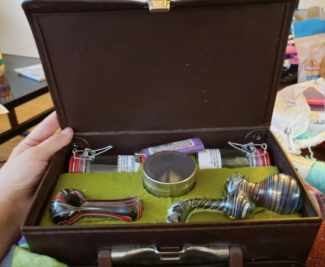 How to Pack Your Stash Box for a Perfect High Every Time