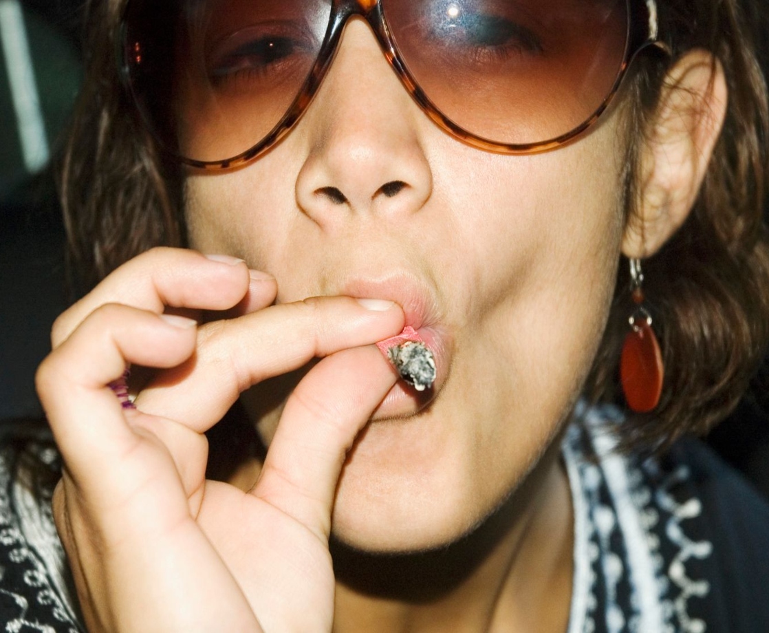 Here Are All the Ways to Smoke Weed and Why They’re Awesome