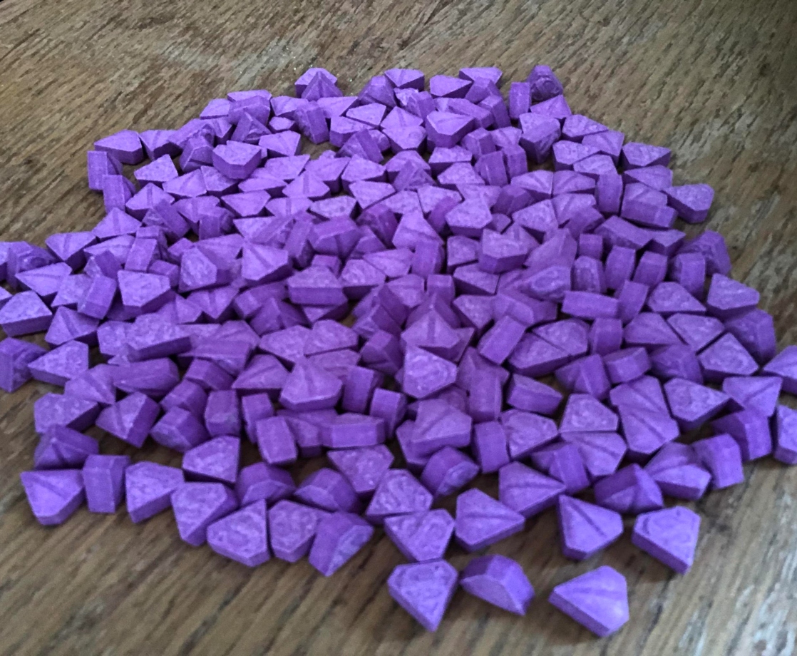 Austrian Woman Orders Dress, Receives 25,000 Ecstasy Pills in the Mail Instead