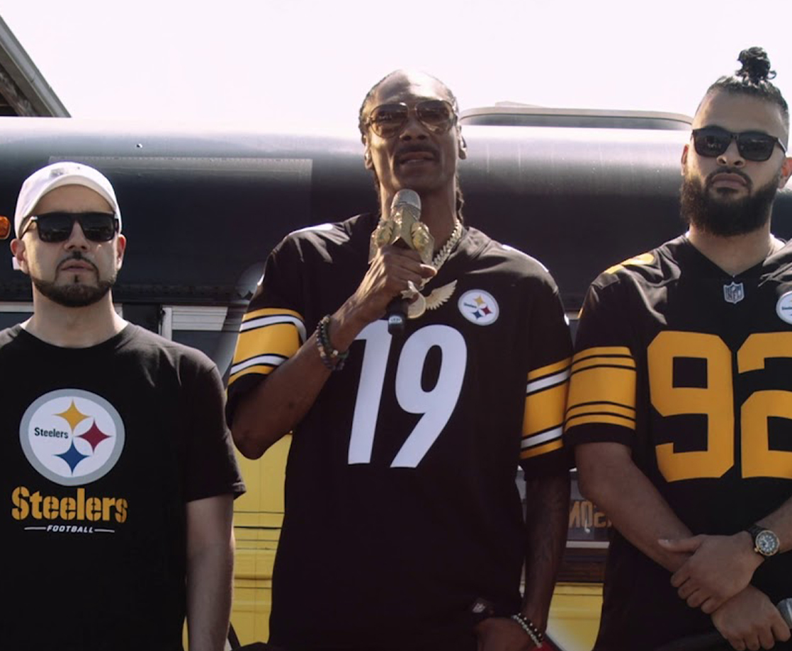 Watch Snoop Dogg Light Up the Steelers’ Monday Night Football Halftime Show
