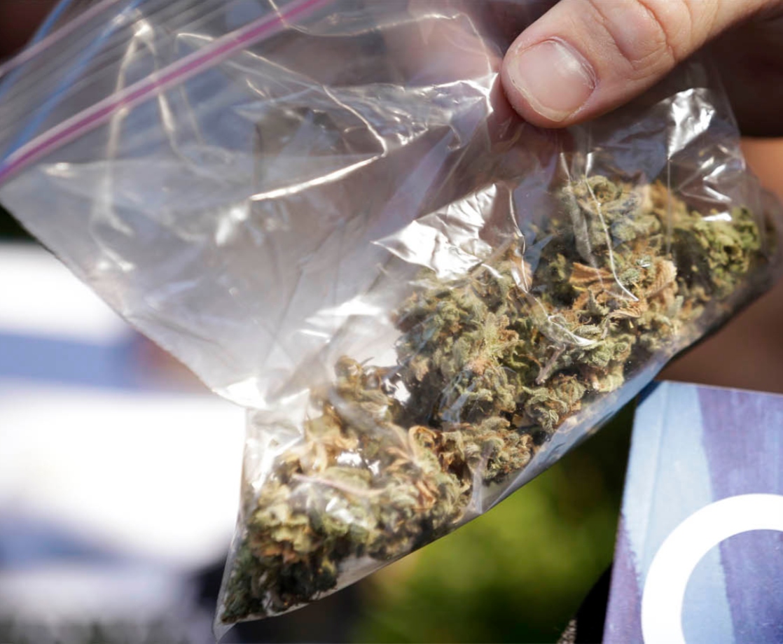 Georgia Cop Returns Baggie of Weed Found During Traffic Stop
