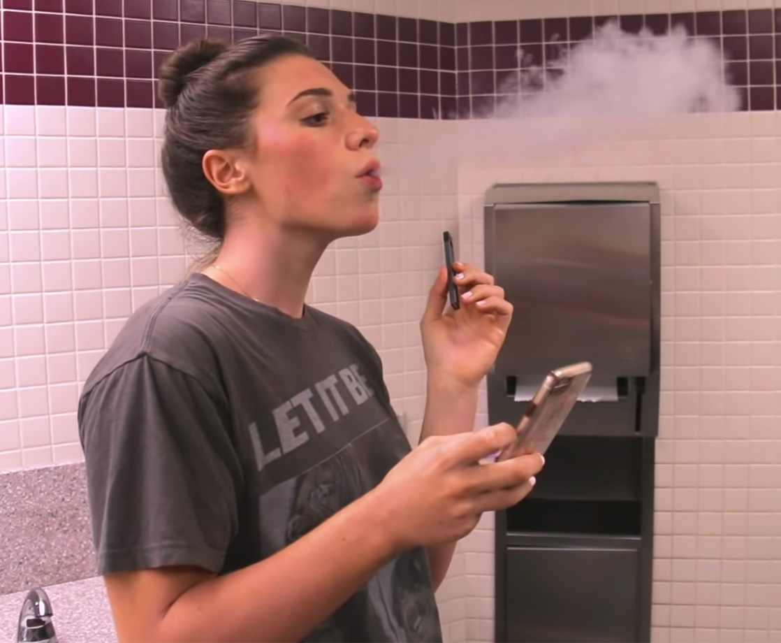 Schools Across the Country Are Installing Vape Detectors to Sniff Out Students