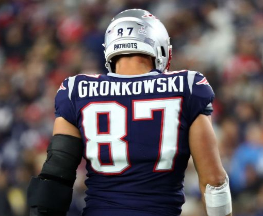 Rob Gronkowski Says He’ll Return to Football If NFL Allows Players to Use CBD