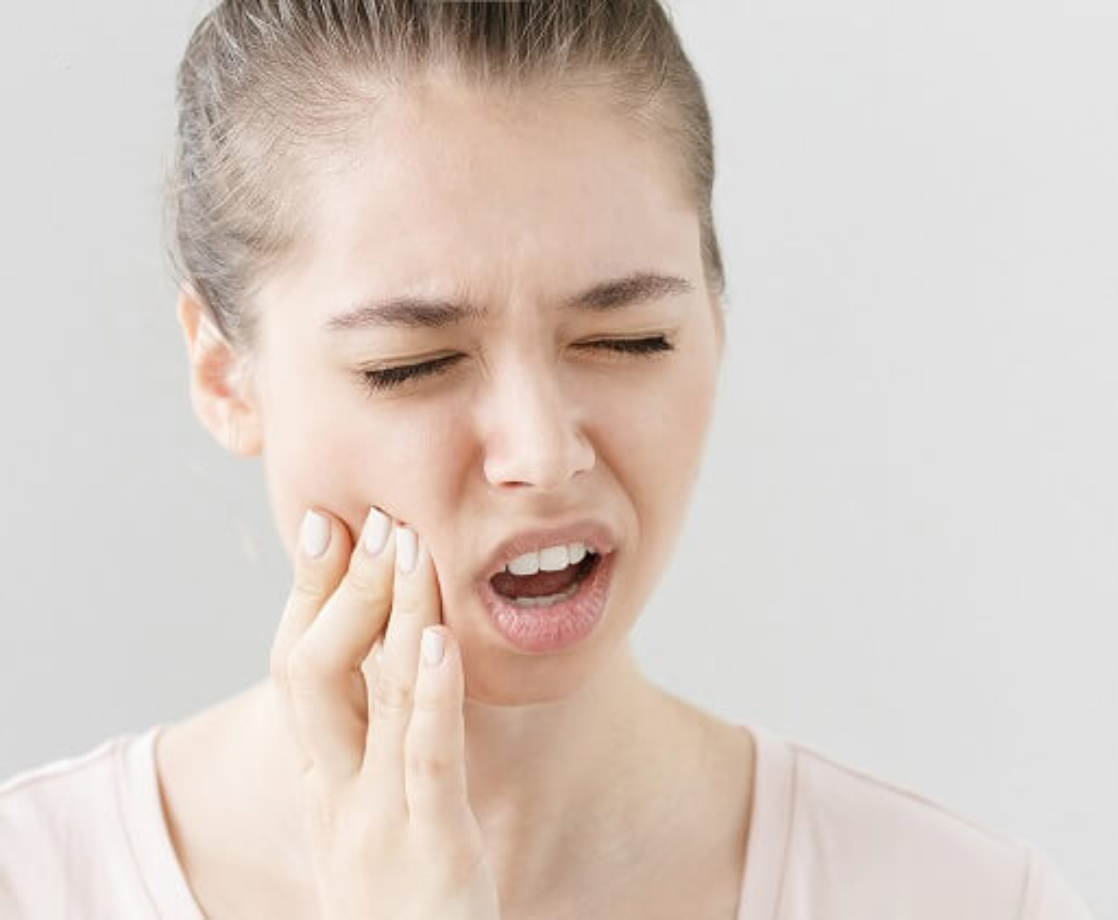 Applying CBD Topically Can Help Jaw Pain and Facial Stress, Study Finds