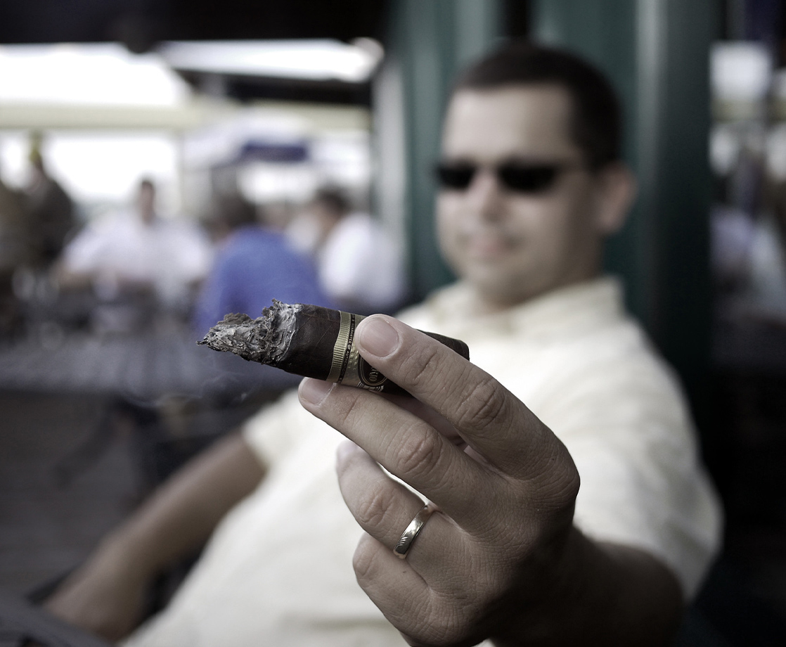 Chicago Wants to Allow Weed Smoking at Hookah Bars and Cigar Lounges