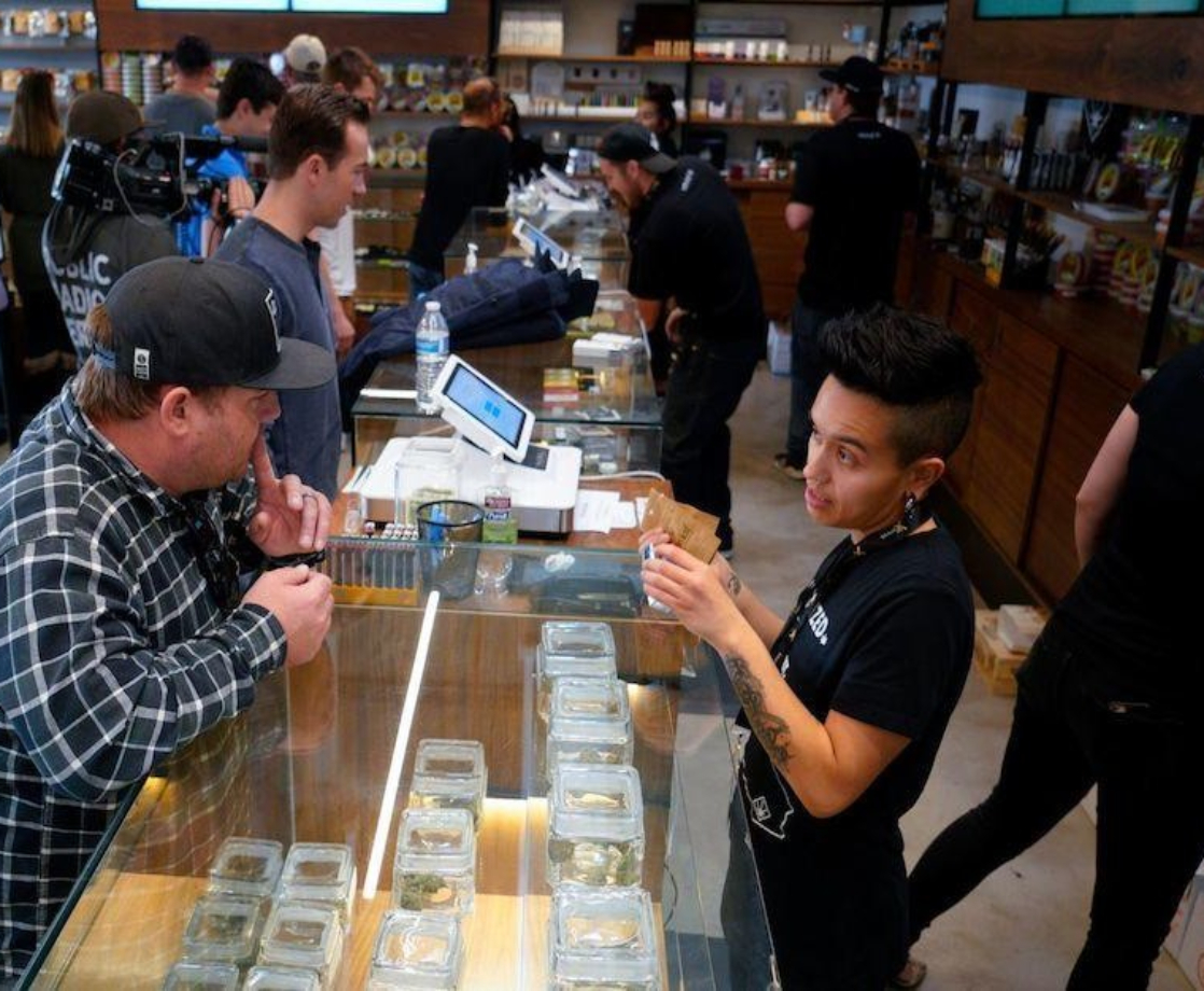 Weed Sales Are Booming in LA, Thanks to Fears of Coronavirus Quarantine