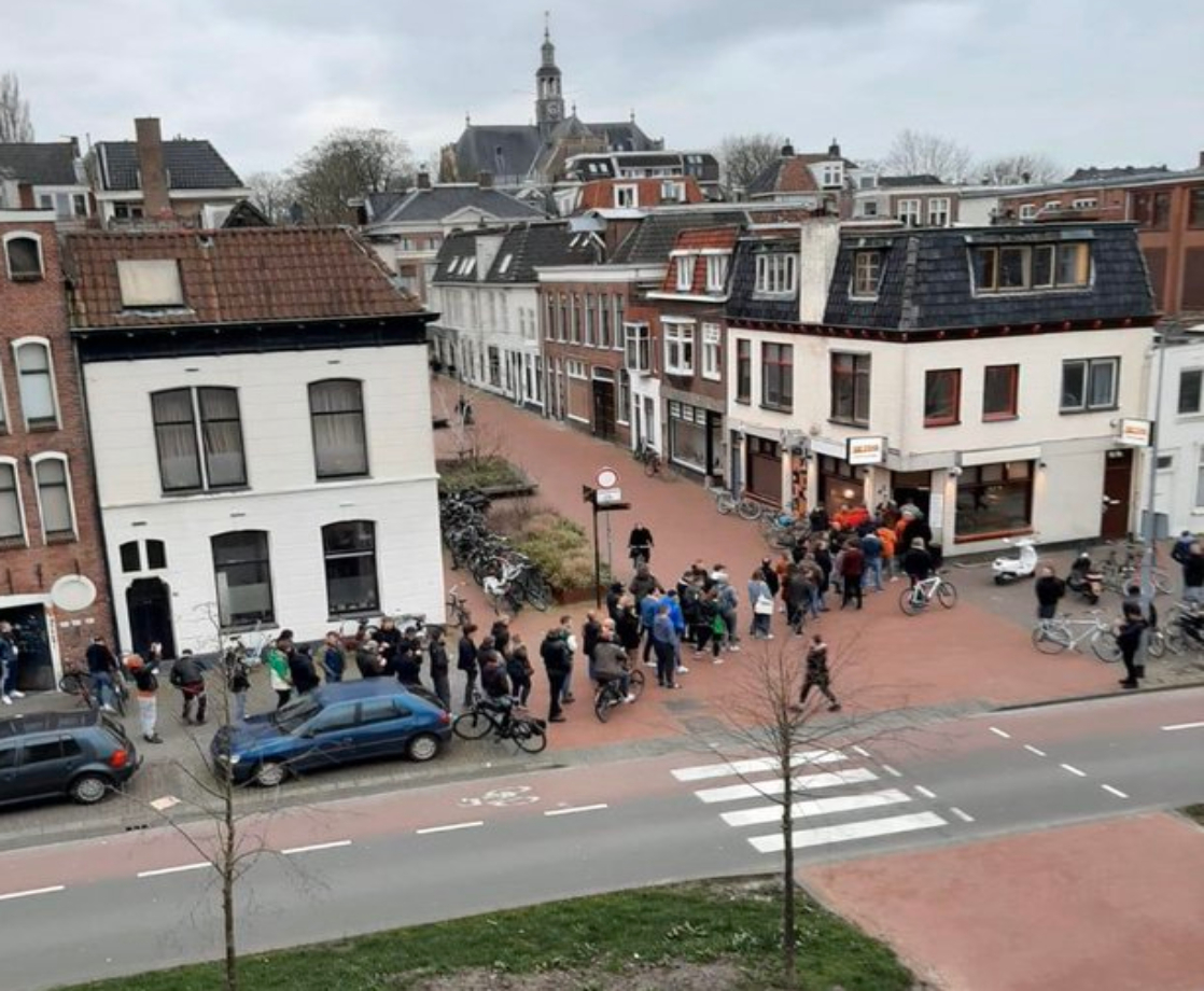Dutch Stoners Lining Up to Buy Weed Before Coffee Shops Are Shut Down