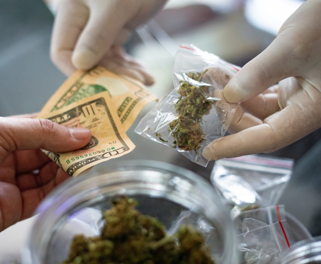 How Much Does a Gram of Weed Cost, Exactly?