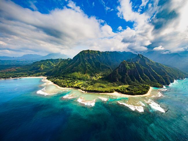 Hawaii Lawmakers Just Advanced Cannabis Legalization and Decriminalization Bills
