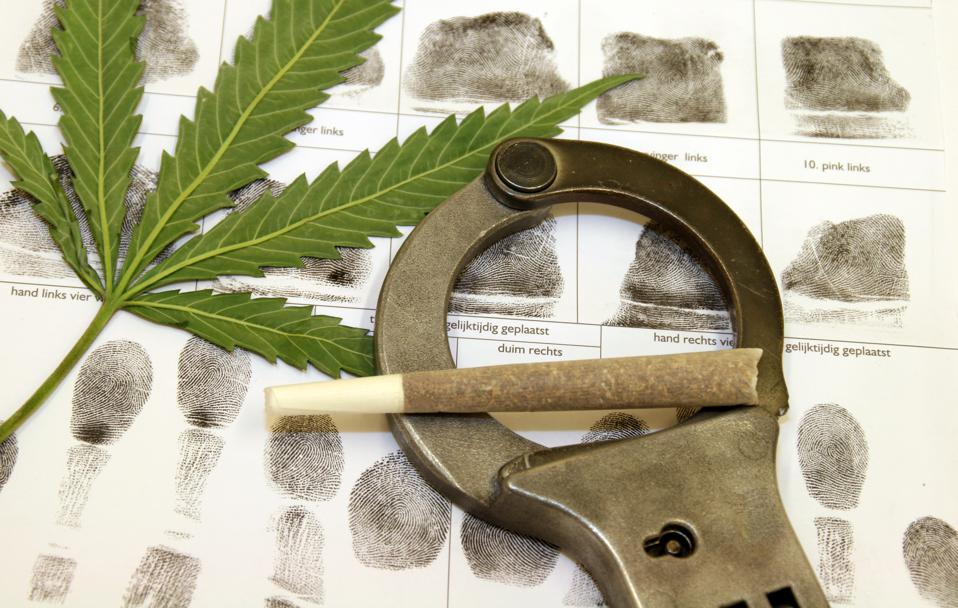 Virginia’s New Adult-Use Laws Doesn’t Include Releasing People Incarcerated for Pot