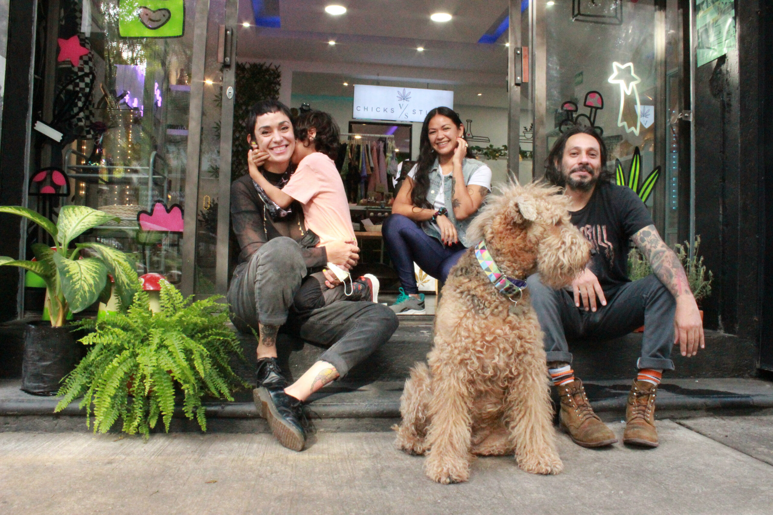 This Mexico City Smoke Shop Is a Hub for Local Women in Weed and Anti-Prohibitionist Meet-Ups