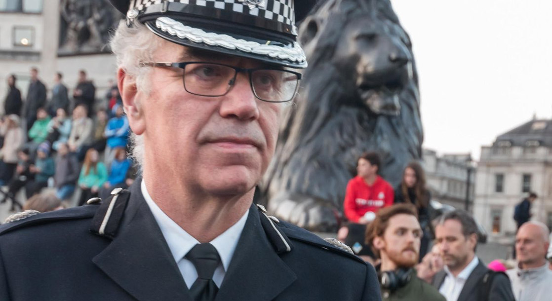 London’s Top Anti-Drug Cop Accused of Getting High AF on Shrooms, LSD, and Weed