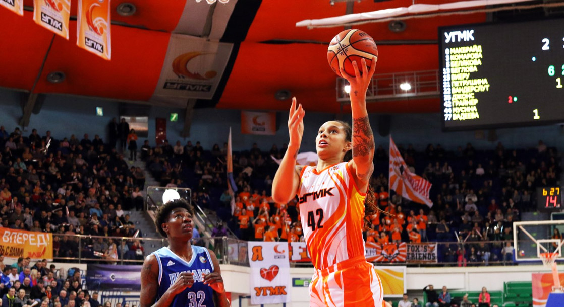 US Offers to Exchange Gold-Medal Olympian Brittney Griner for a Convicted Russian Arms Dealer
