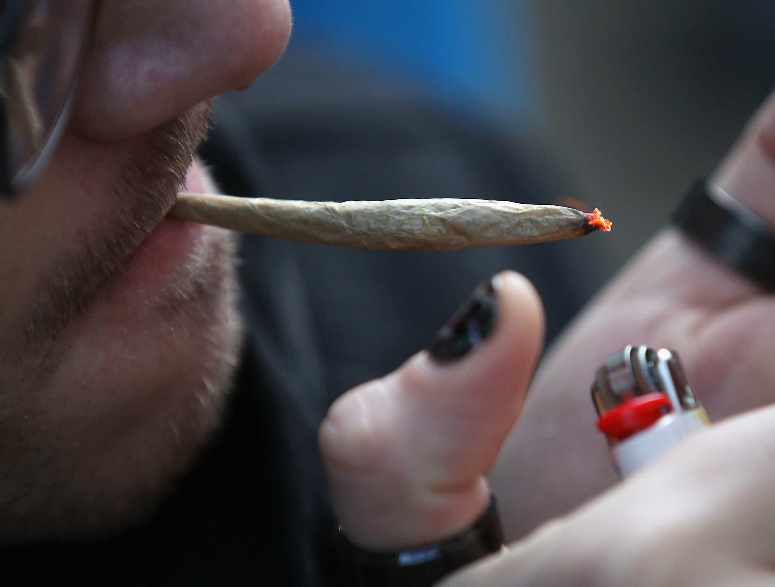 People Officially Love Weed More Than Cigs in 16 Cities Across the US, Survey Says