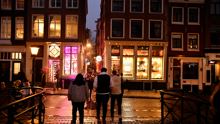 Amsterdam Moves Swiftly to Ban People From Smoking Weed in the Red Light District
