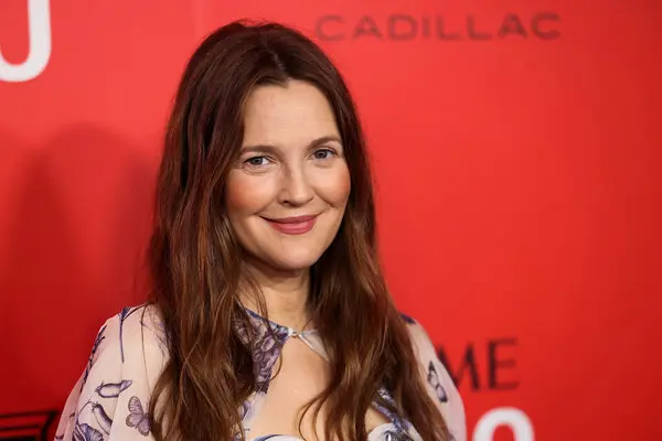 Drew Barrymore Declares that She’s Ready to Try Psychedelic Therapy