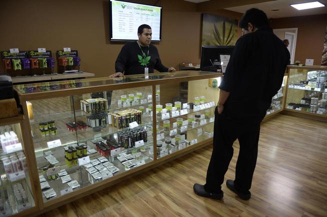 Denver Temporarily Extends Moratorium on Cannabis Businesses