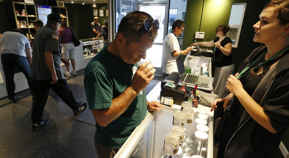 Cannabis Retail Shops Sold Over $45 Million of Weed This 4/20