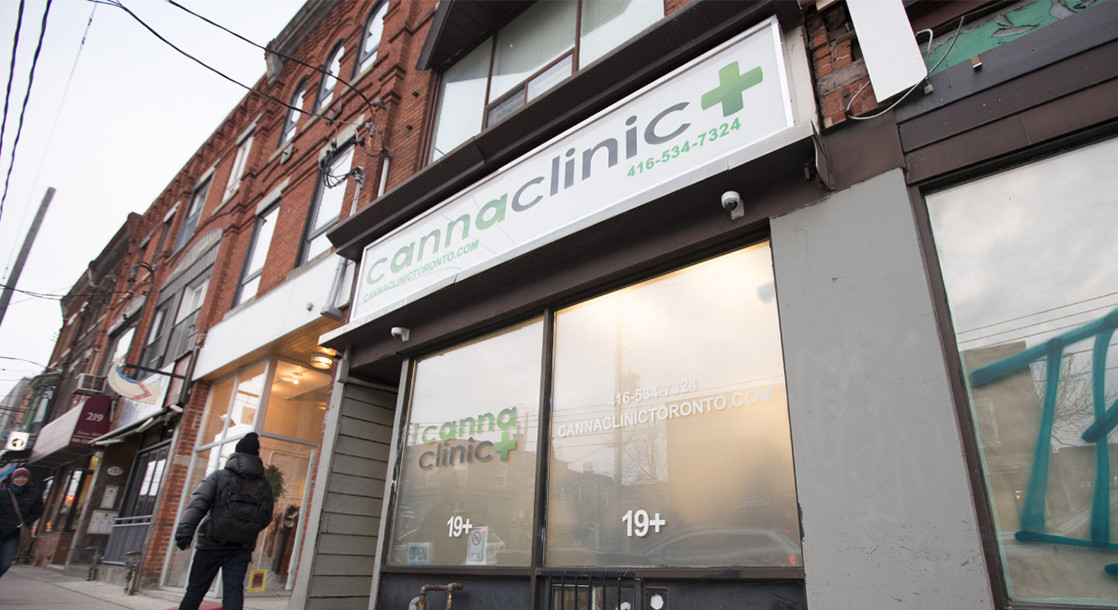 Medical Dispensaries in Canada are Crossing Legal Boundaries By Selling Recreational Weed