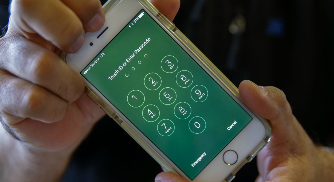 Federal Court Rules Police Can’t Force Anyone to Open Their Phone Without an Individual Warrant