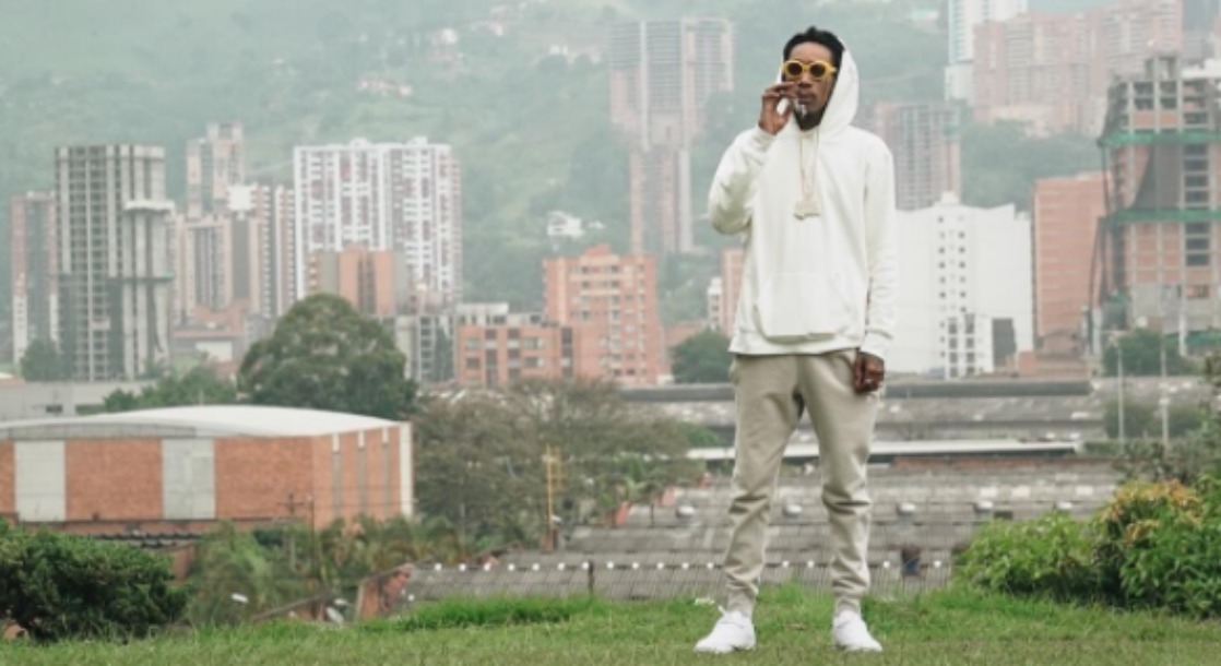 Colombians Angered by Wiz Khalifa’s Visit to Pablo Escobar’s Grave