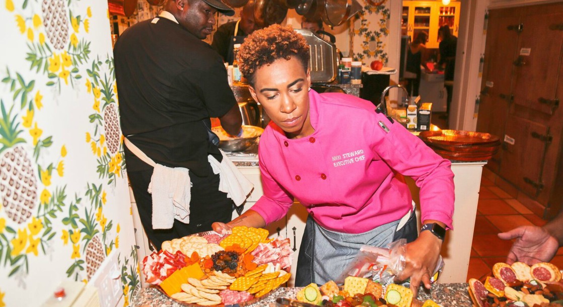 Snoop Dogg & Chef Nikki Steward Team Up to Launch MERRY JANE’s “Loud and Clear” Campaign