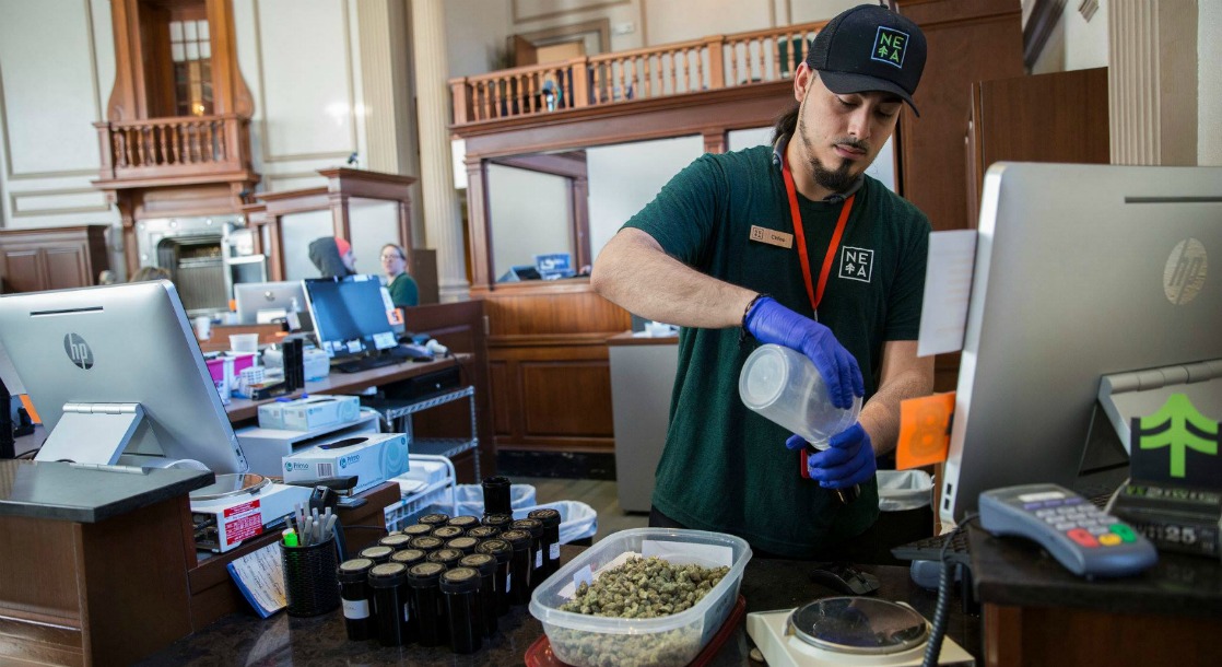 With Recreational Regulations Unclear, Massachusetts’ Medical Marijuana Industry Flounders