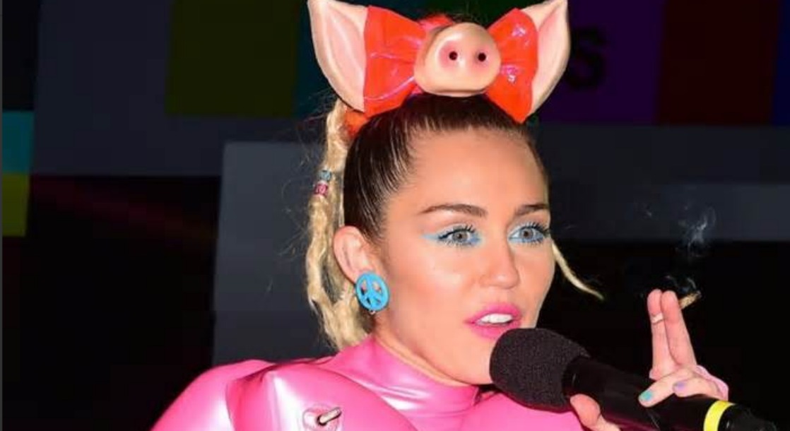Miley Cyrus Quit Smoking Weed, But She Never Stopped Rolling Joints