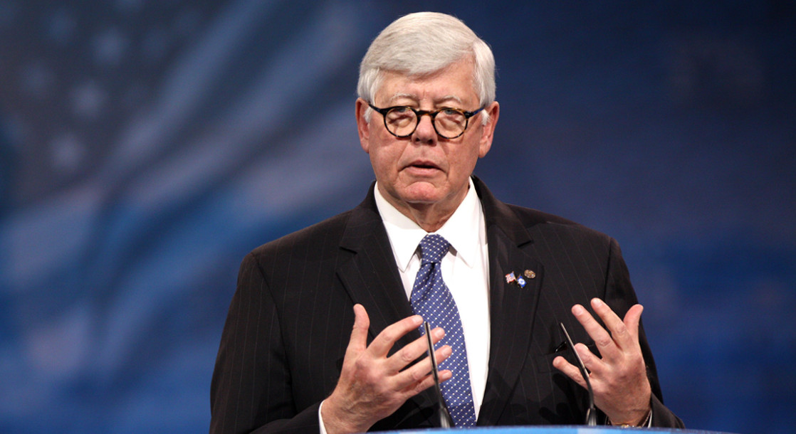 Former NRA President Calls on Feds to Allow Gun Ownership for Medical Marijuana Patients