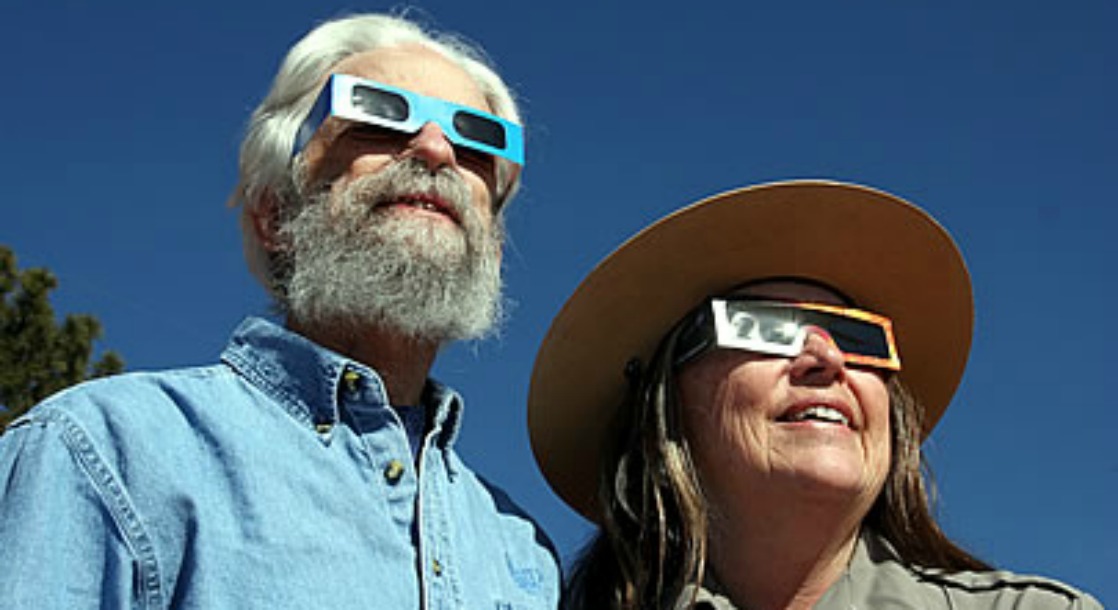 Recreational Pot Shops Brace for Hordes of Solar Eclipse Tourists Set to Smoke Out Oregon