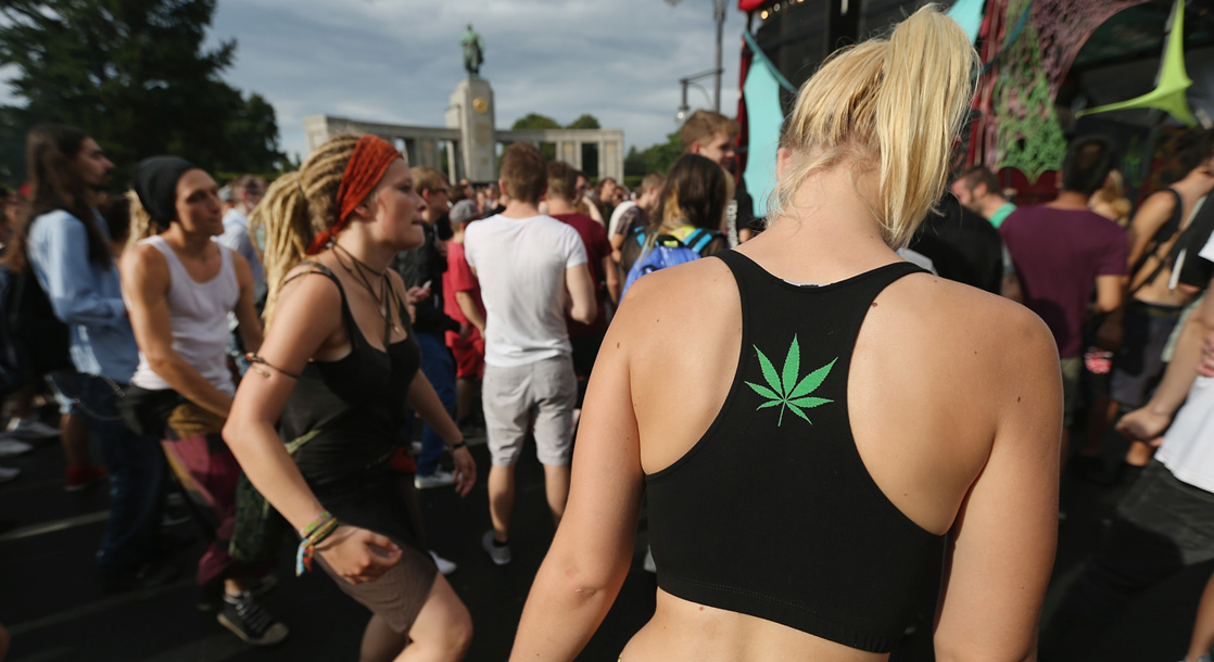 Police Go Undercover at California Weed Festivals
