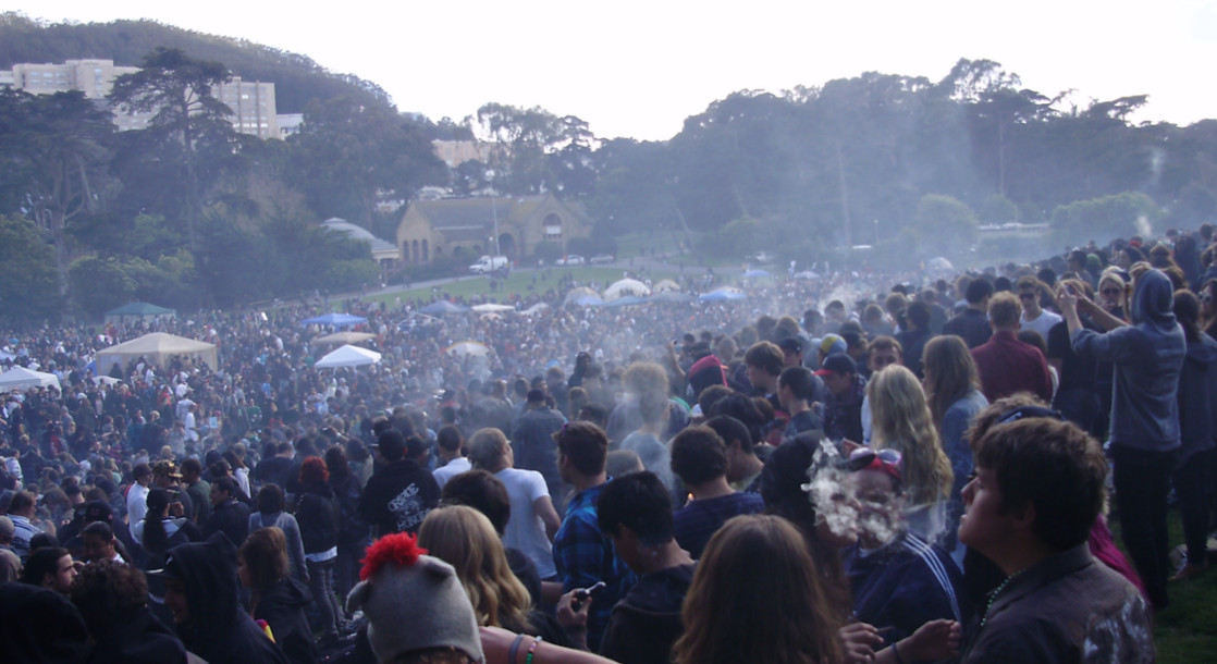 Researchers Study Dangers of Secondhand Cannabis Smoke, Cite San Francisco’s 4/20 Party