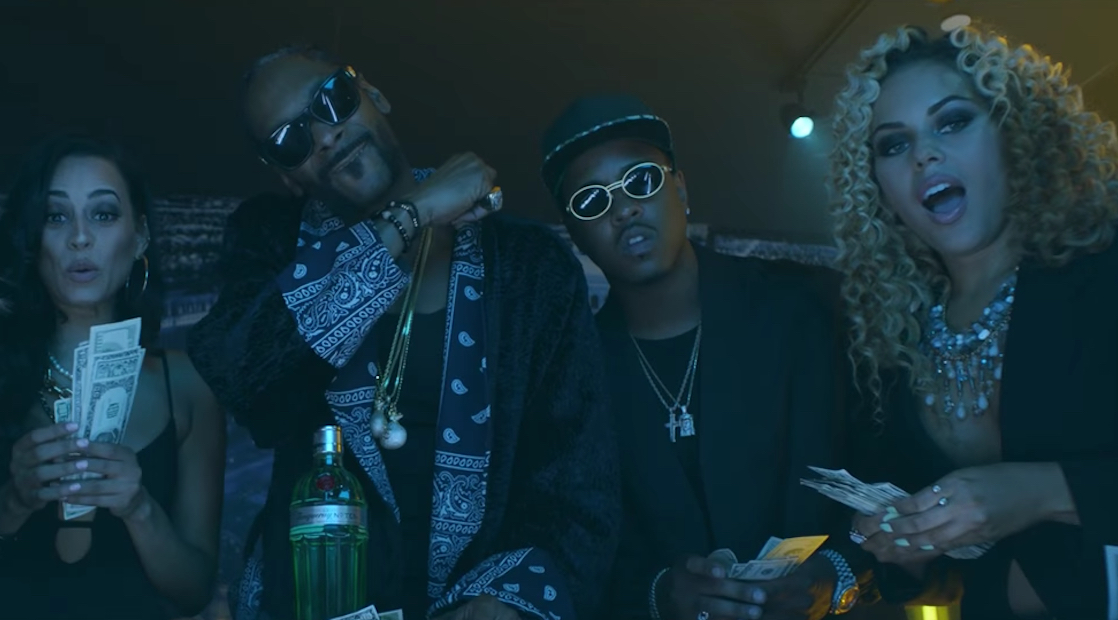 Snoop Dogg Featuring Jeremih in “Point Seen Money Gone” Video