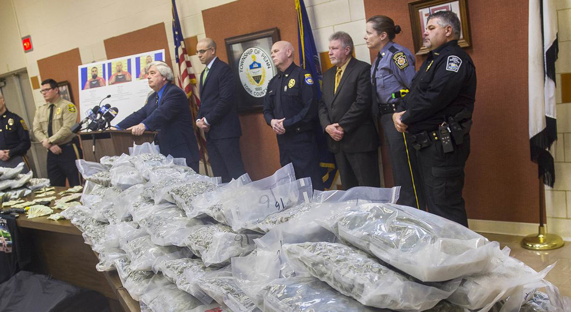 Canna-Legal States Fight Pot Smuggling to Ward Off Feds