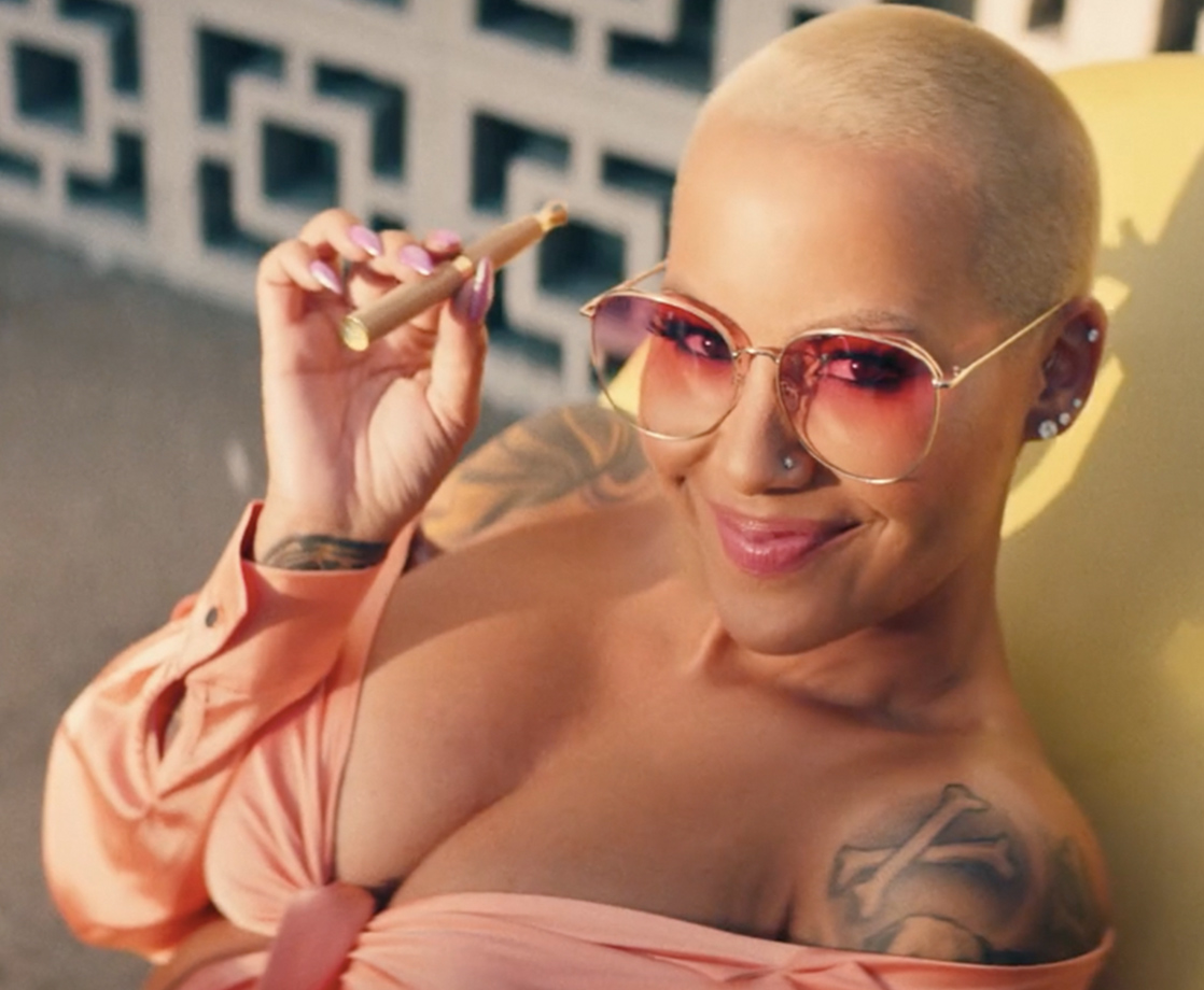 Amber Rose Teams Up with Kandy Pens, Debuts Luxury Cannabis Vaporizer Line