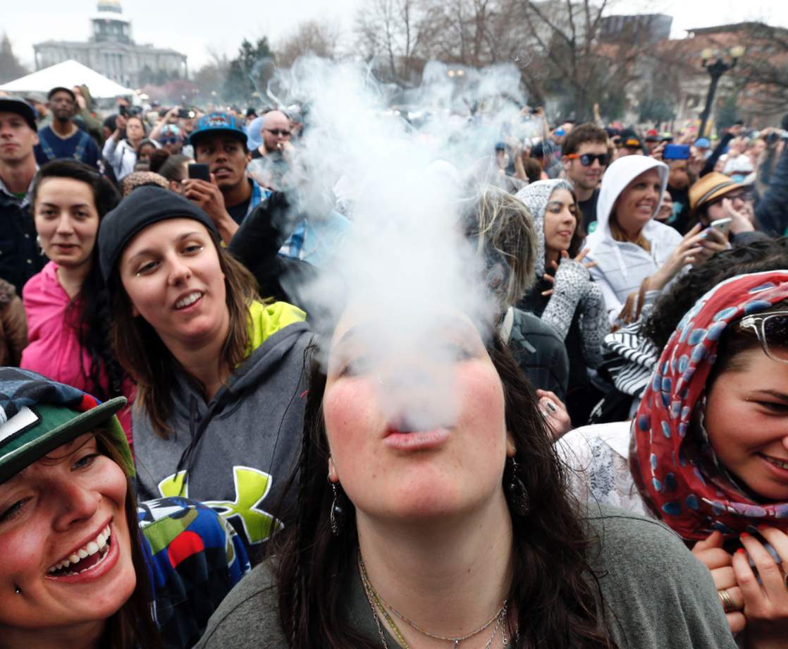 Denver Legalizes Cannabis Cafes