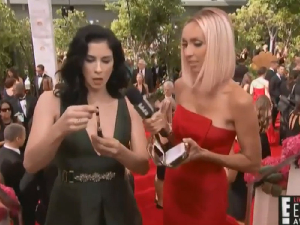 Video: Sarah Silverman and Her “Liquid Pot” on the Red Carpet
