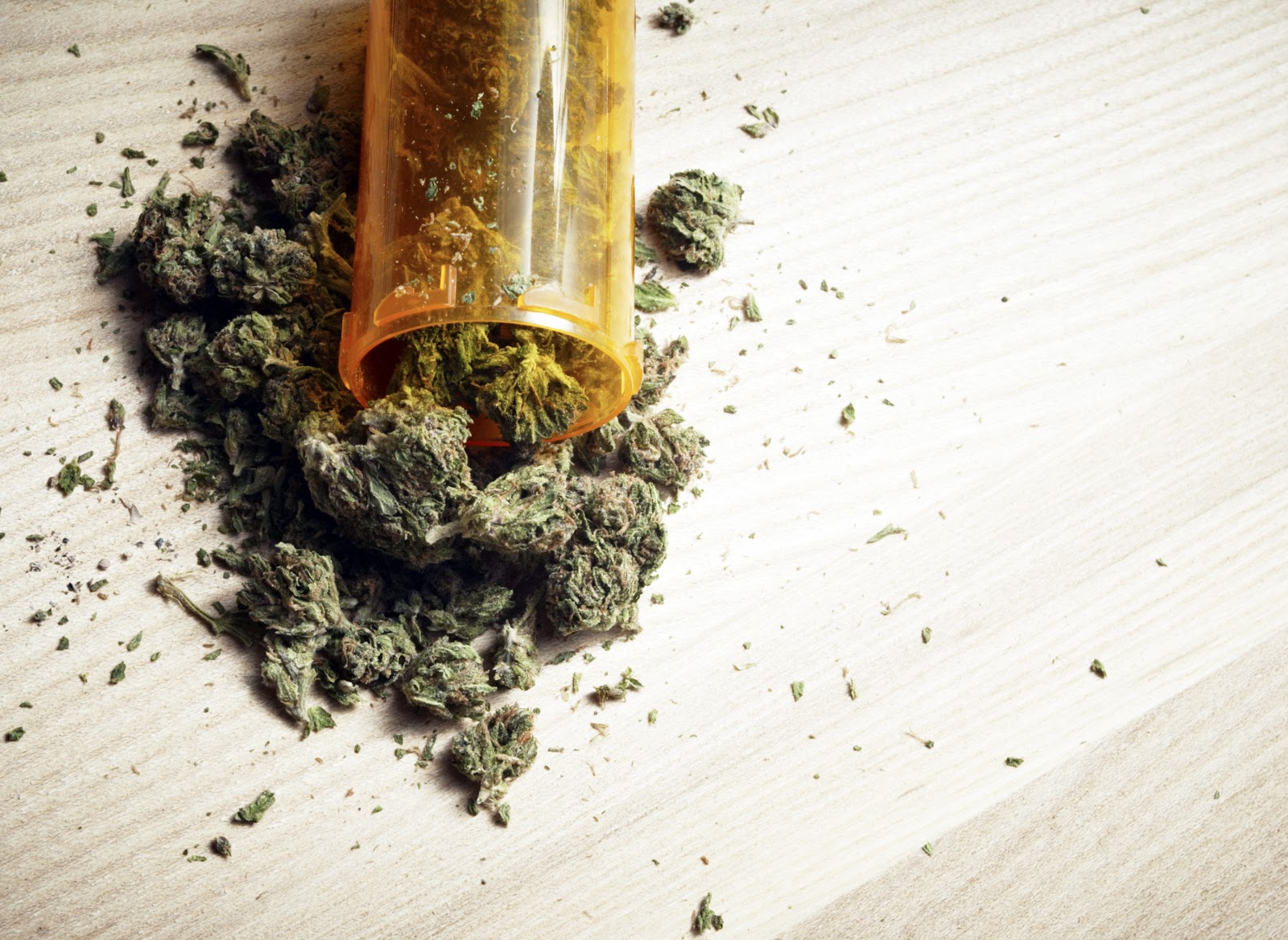 6 Reasons to Keep Marijuana in Your Medicine Cabinet