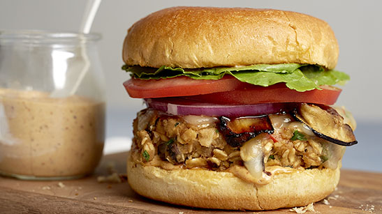 Ganja Gourmet Fakin’ “Bakin’ ” Burger