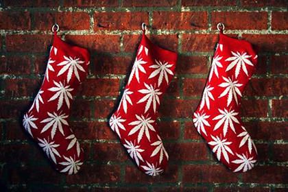 5 Holiday Gift Ideas for Your Cannabis-Loving Significant Other